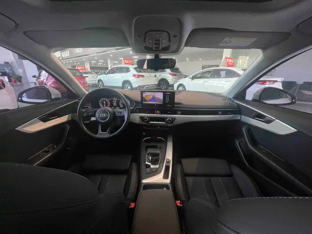 Audi A4L — Фото автомобиля 9