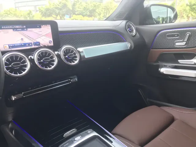 Mercedes-Benz GLB-Class — Фото автомобиля 12