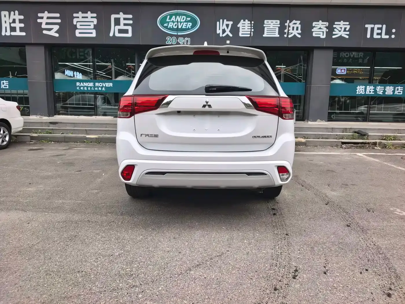 Mitsubishi Outlander 2021 2.0L 2WD Smooth Ride Version 5-Seater — Фото автомобиля 20