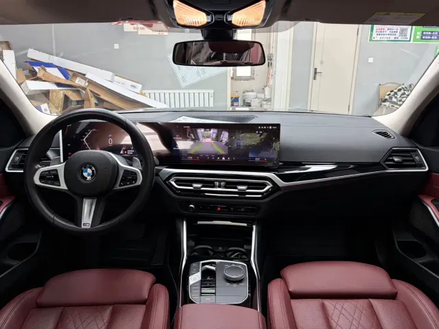 BMW 3 Series — Фото автомобиля 10