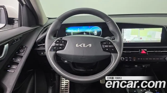 Kia Niro — Фото автомобиля 20