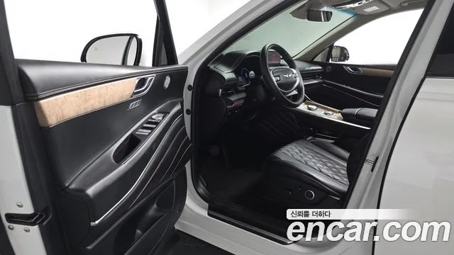 Genesis GV80 — Фото автомобиля 15