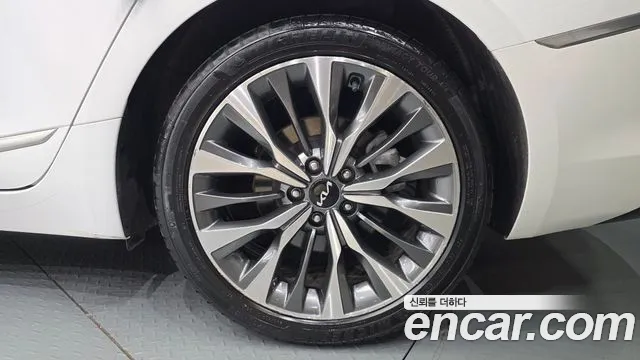Kia K8 2.5 Бензин 2WD — Фото автомобиля 20