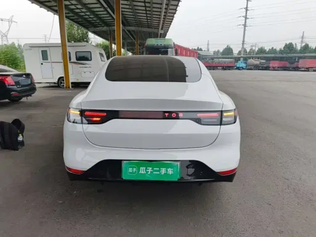 Leapmotor C01 — Фото автомобиля 5