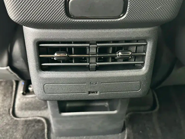 Toyota BoZhi 3X — Фото автомобиля 15