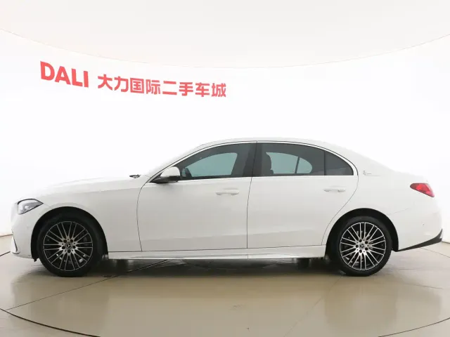 Mercedes-Benz C-Class — Фото автомобиля 4