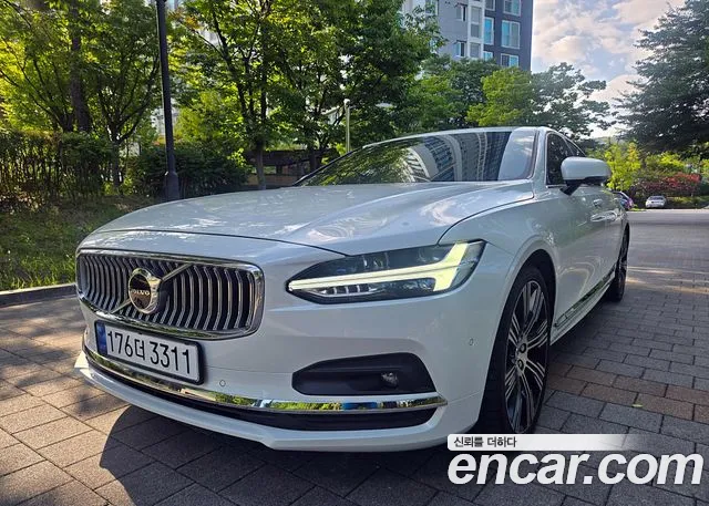Volvo S90 — Фото автомобиля 2