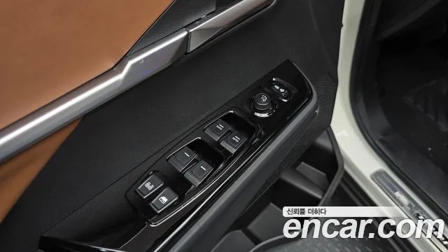KG_Mobility_Ssangyong Torres Новый Torres Бензин 1.5 2WD — Фото автомобиля 15