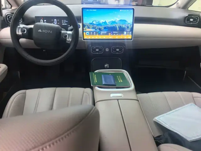 GAC AION UT super — Фото автомобиля 5