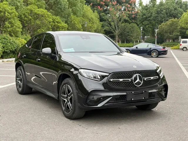 Mercedes-Benz GLC Coupe — Фото автомобиля 3