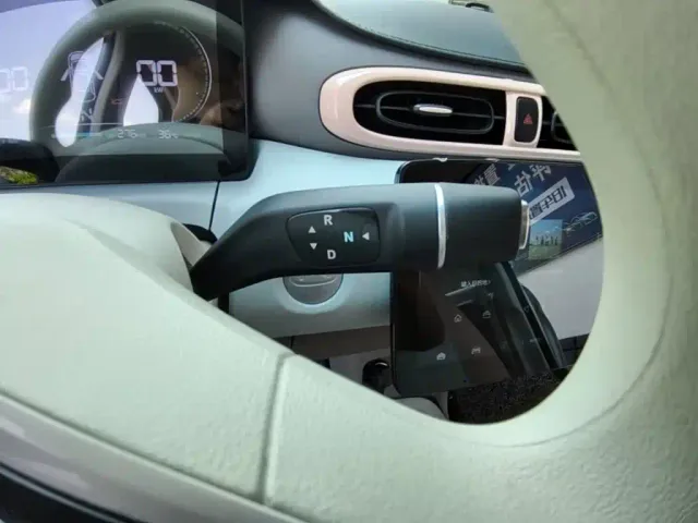 Leapmotor T03 — Фото автомобиля 13
