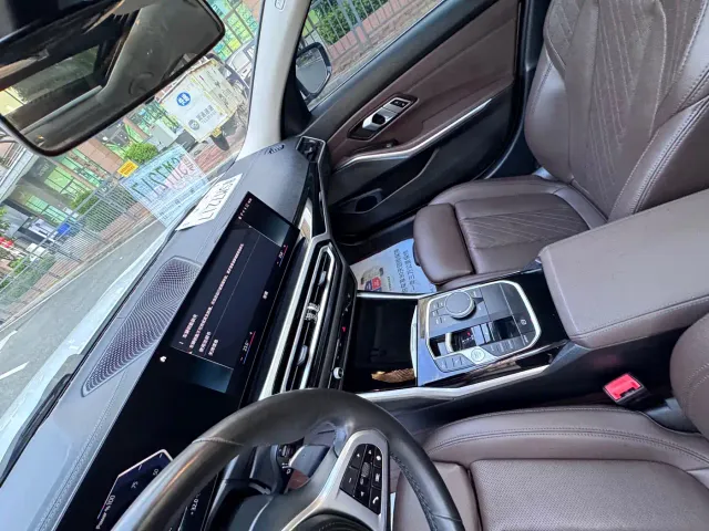 BMW BMW 3 Series 2023 320Li M Sport Package — Фото автомобиля 11