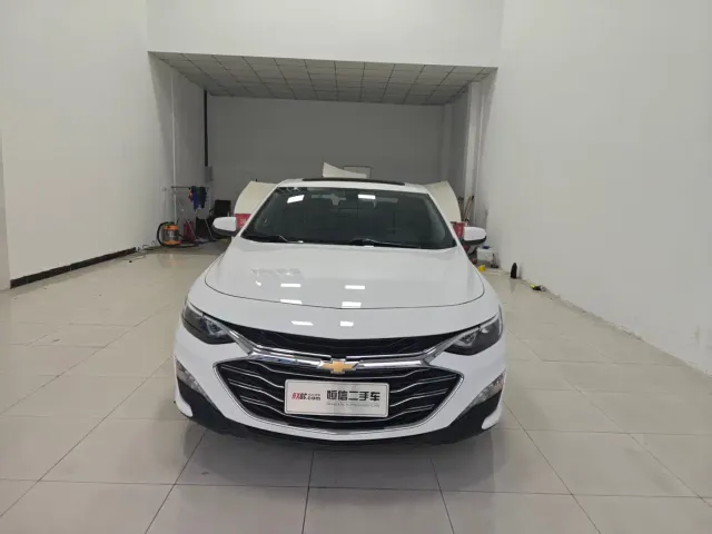 Chevrolet Malibu XL — Фото автомобиля 2
