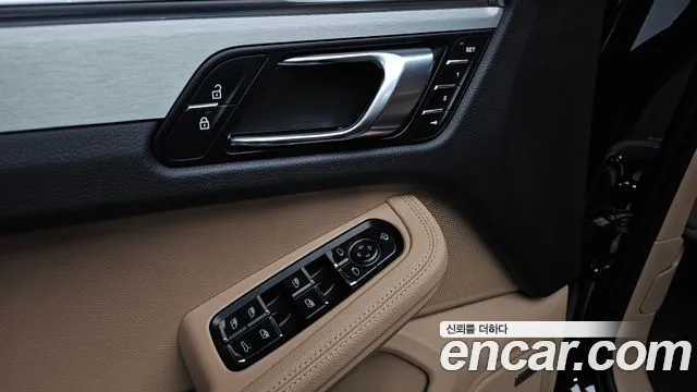 Porsche Macan — Фото автомобиля 24