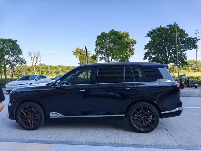 GAC Trumpchi GS8 — Фото автомобиля 3