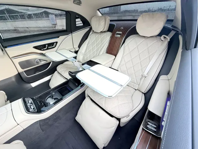 Mercedes-Benz Maybach S-Class — Фото автомобиля 11