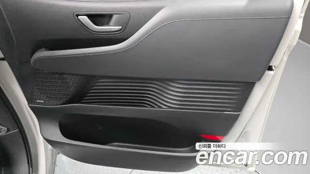 Hyundai Staria — Фото автомобиля 13