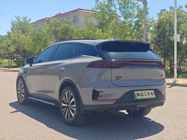 BYD Tang — Фото автомобиля 9