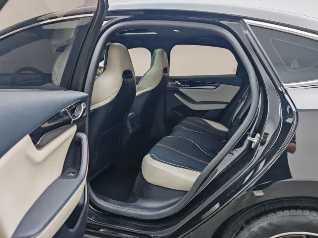BYD Qin PLUS — Фото автомобиля 17