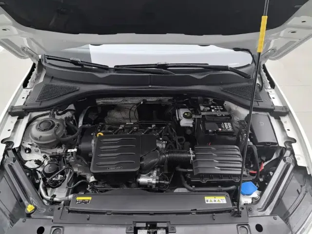 Volkswagen Bora 2021 1.5L Automatic Comfort Smart Edition — Фото автомобиля 6