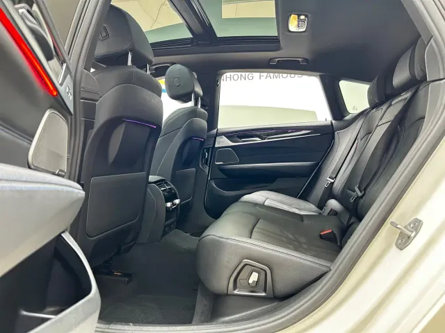BMW 6 Series Gran Turismo — Фото автомобиля 14