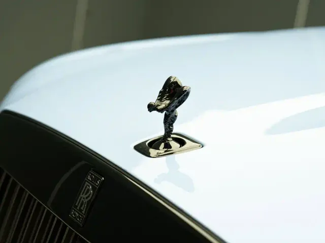 Rolls-Royce Ghost — Фото автомобиля 4
