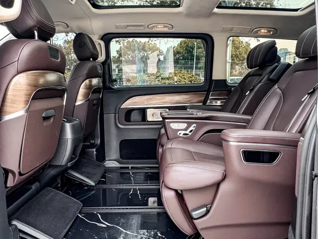 Mercedes-Benz V-Class — Фото автомобиля 9