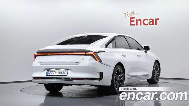 Kia K8 (New) Hybrid — Фото автомобиля 2