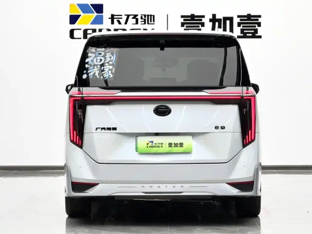 GAC Trumpchi E9 — Фото автомобиля 5