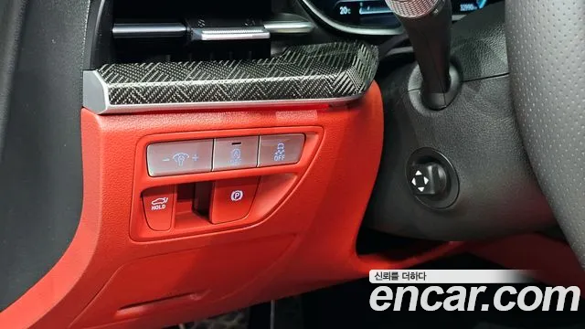 Genesis G80 Бензин 2.5 турбо AWD — Фото автомобиля 16