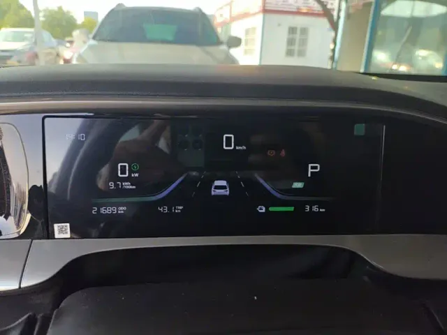 Geely Starry Wish — Фото автомобиля 11