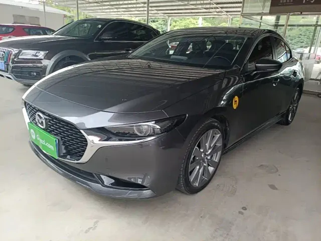 Фотография автомобиля — Mazda Axela