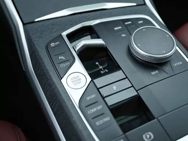 BMW 3 Series — Фото автомобиля 8