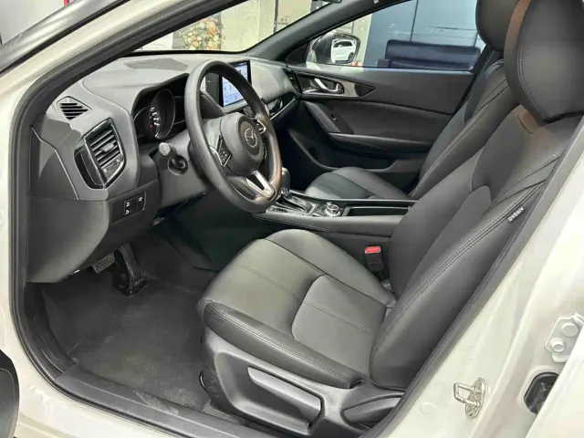 Mazda CX-4 — Фото автомобиля 17