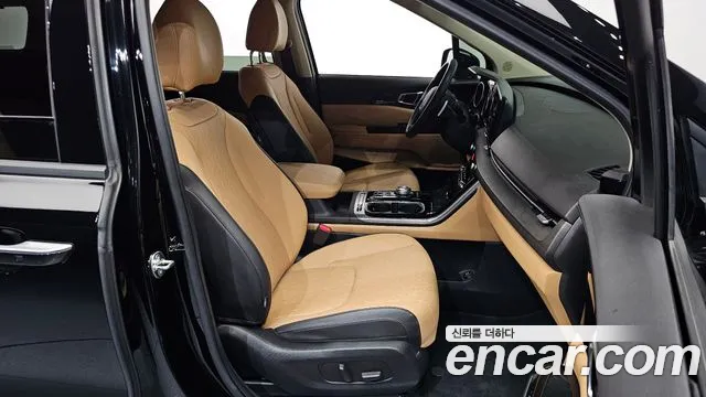 Kia Carnival 4th Gen — Фото автомобиля 12