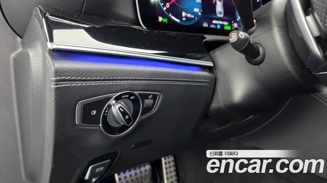 Mercedes-Benz AMG GT 4 двери 43 4MATIC+ — Фото автомобиля 19