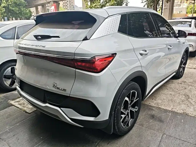 BYD Yuan PLUS — Фото автомобиля 6