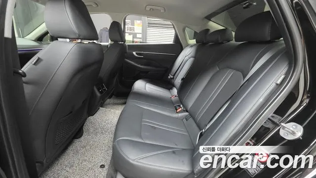 Hyundai Sonata — Фото автомобиля 18