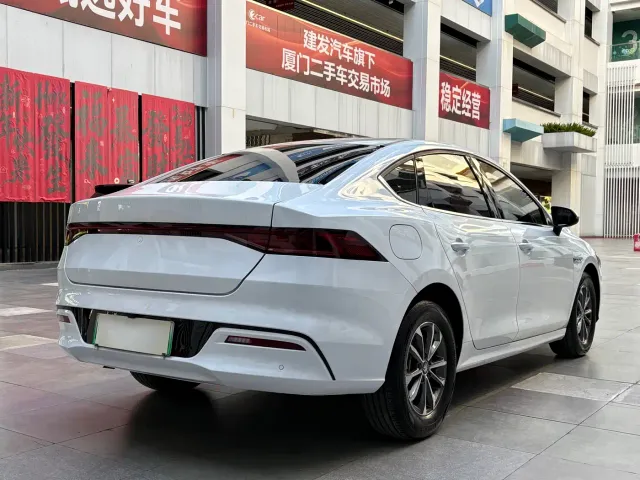 BYD Qin PLUS — Фото автомобиля 15