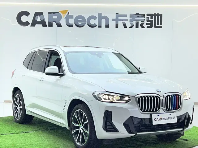 BMW X3 — Фото автомобиля 2