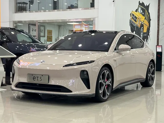 Фотография автомобиля — Nio ET5