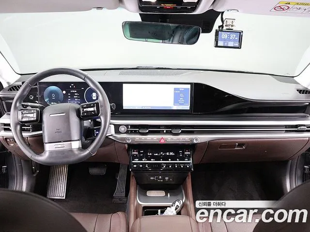 Hyundai Grandeur GN7 — Фото автомобиля 14
