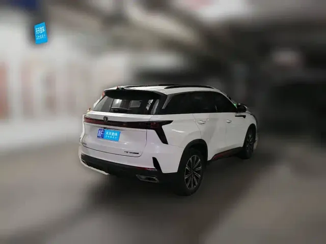 Changan CS75 Plus — Фото автомобиля 2