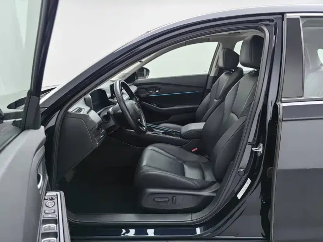 Honda Accord — Фото автомобиля 10