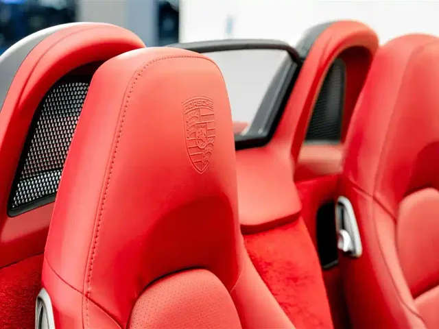 Porsche 718 — Фото автомобиля 21