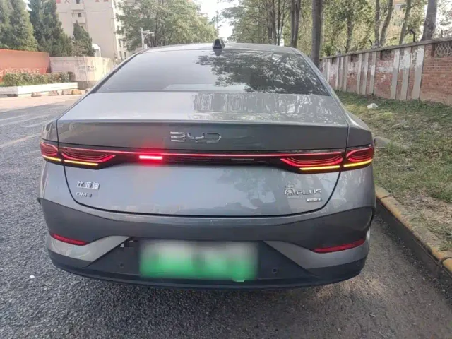 BYD Qin PLUS — Фото автомобиля 5