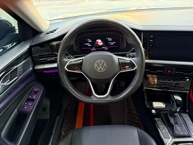 Volkswagen Passat — Фото автомобиля 8