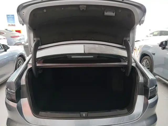 BYD Seal 05 DM-i — Фото автомобиля 18
