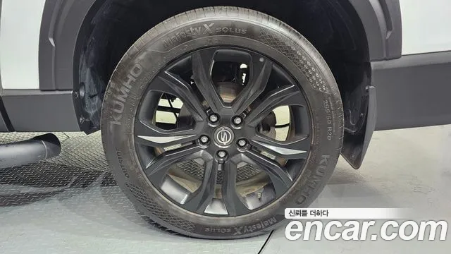KG_Mobility_Ssangyong Rexton Новый Rexton Sport Khan Дизель 2.2 4WD — Фото автомобиля 21