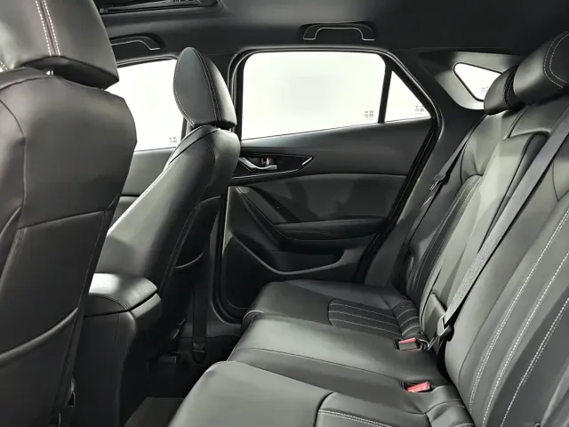 Mazda CX-4 — Фото автомобиля 18